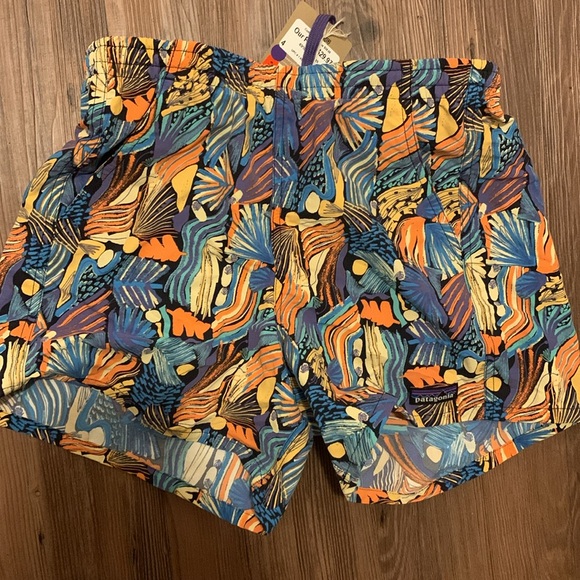 NWT Patagonia Baggie Shorts - Picture 4 of 4